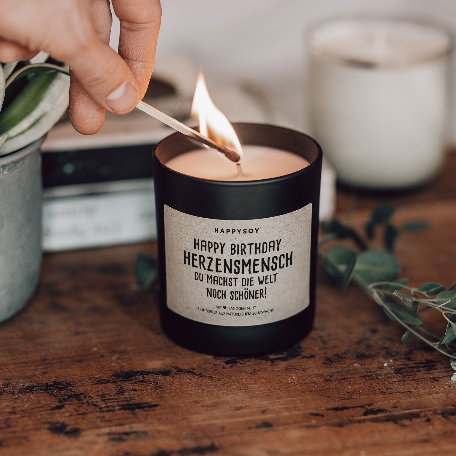 Duftkerze - Happy Birthday HERZENSMENSCH Du machst die Welt noch schöner! - Happysoy®