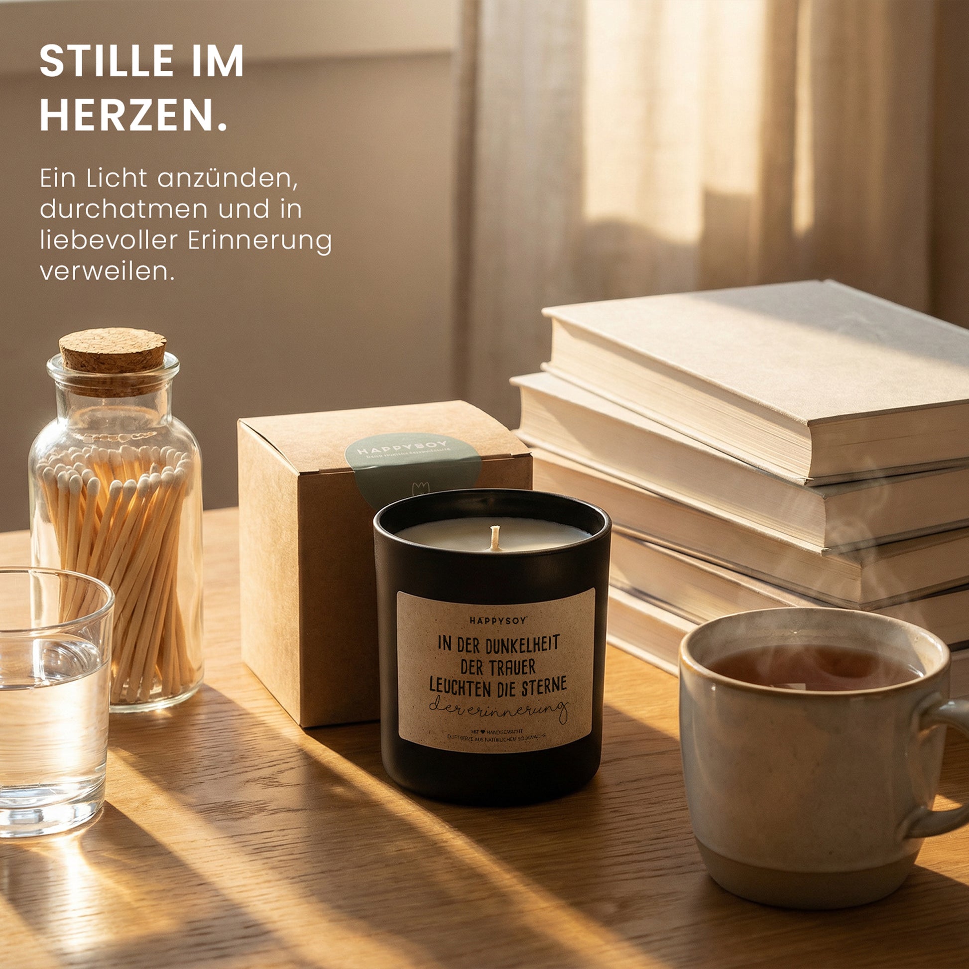 In der Dunkelheit der Trauer leuchten die Sterne der Erinnerung - Duftkerze mit Spruch als Trostgeschenk, liebevolle Aufmerksamkeit, Kerze im Glas, blumiger Duft - Bild 5