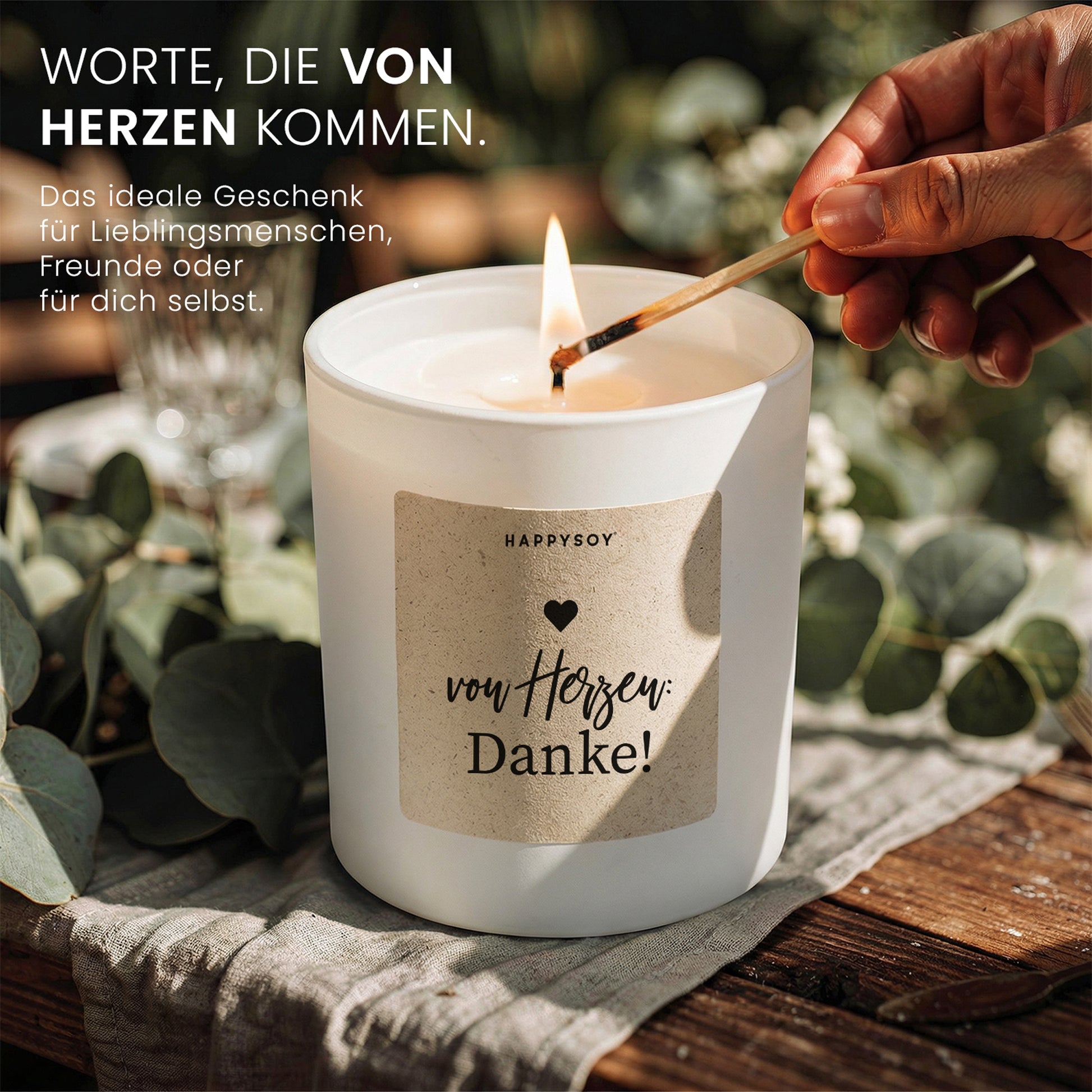 Von Herzen Danke - Duftkerze mit Spruch als Geschenk zum Dankeschön, liebevolle Aufmerksamkeit für Freundin, Kollegin, Mama, Kerze im Glas mit blumigem Duft - Bild 3
